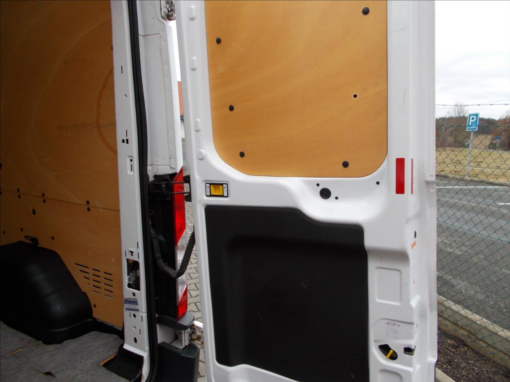 Ford Transit 2,0 TDCi L3H2 NOVÉ ROZVODY STK 1/2028 PĚKNÉ - foto 17