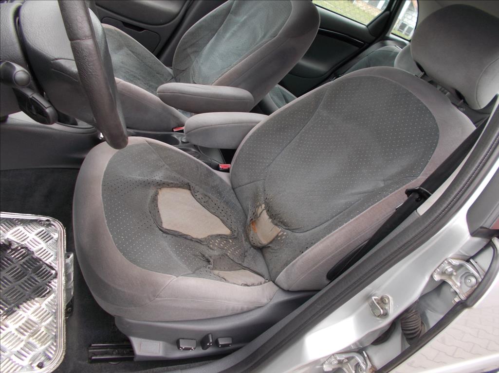 Citroën C5 2,0 HDI 16V FAP Exclusive TZ DIGIKLIMA NOVÁ SPOJKA  II - foto 20