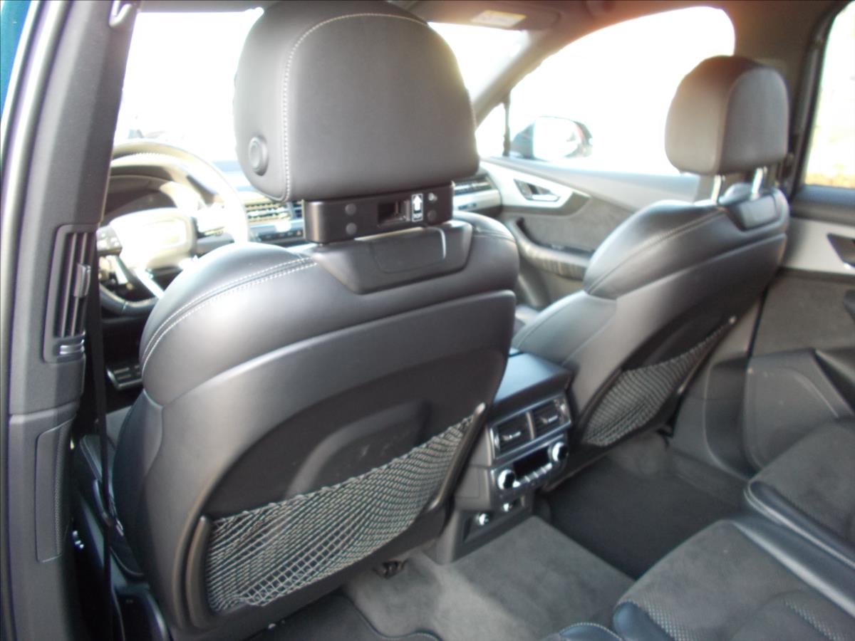 Audi Q7 3,0 TDI S-LINE ČR quattro tiptronic AUTORIZOVANÝ SERVI - foto 19