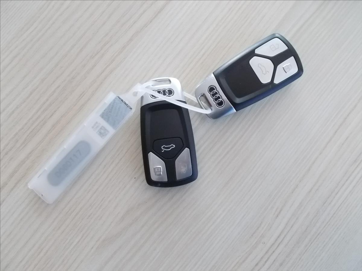 Audi Q7 3,0 TDI S-LINE ČR quattro tiptronic AUTORIZOVANÝ SERVI - foto 34