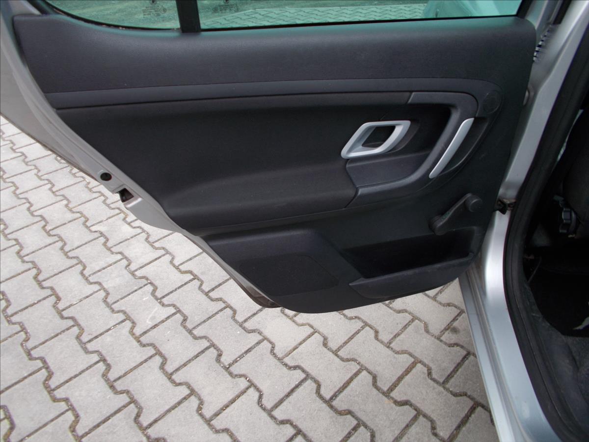 Škoda Fabia 1,2 12V HTP 51kW AMB ČR NOVÁ STK  II - foto 19