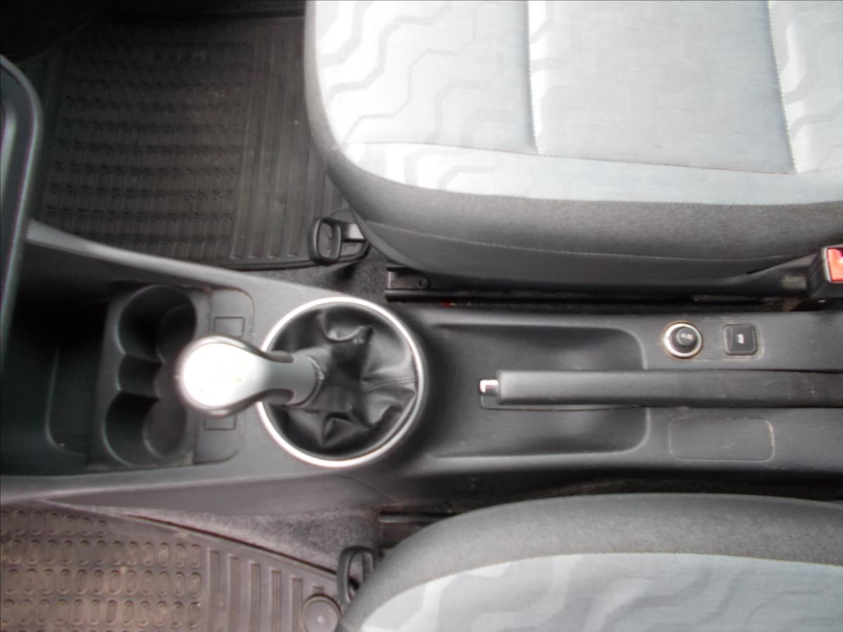 Škoda Fabia 1,2 12V HTP 51kW AMB ČR NOVÁ STK  II - foto 23