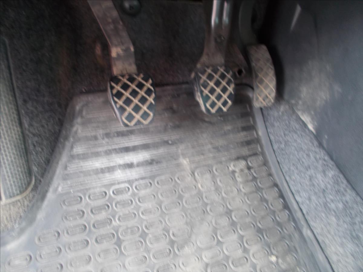 Škoda Fabia 1,2 12V HTP 51kW AMB ČR NOVÁ STK  II - foto 25