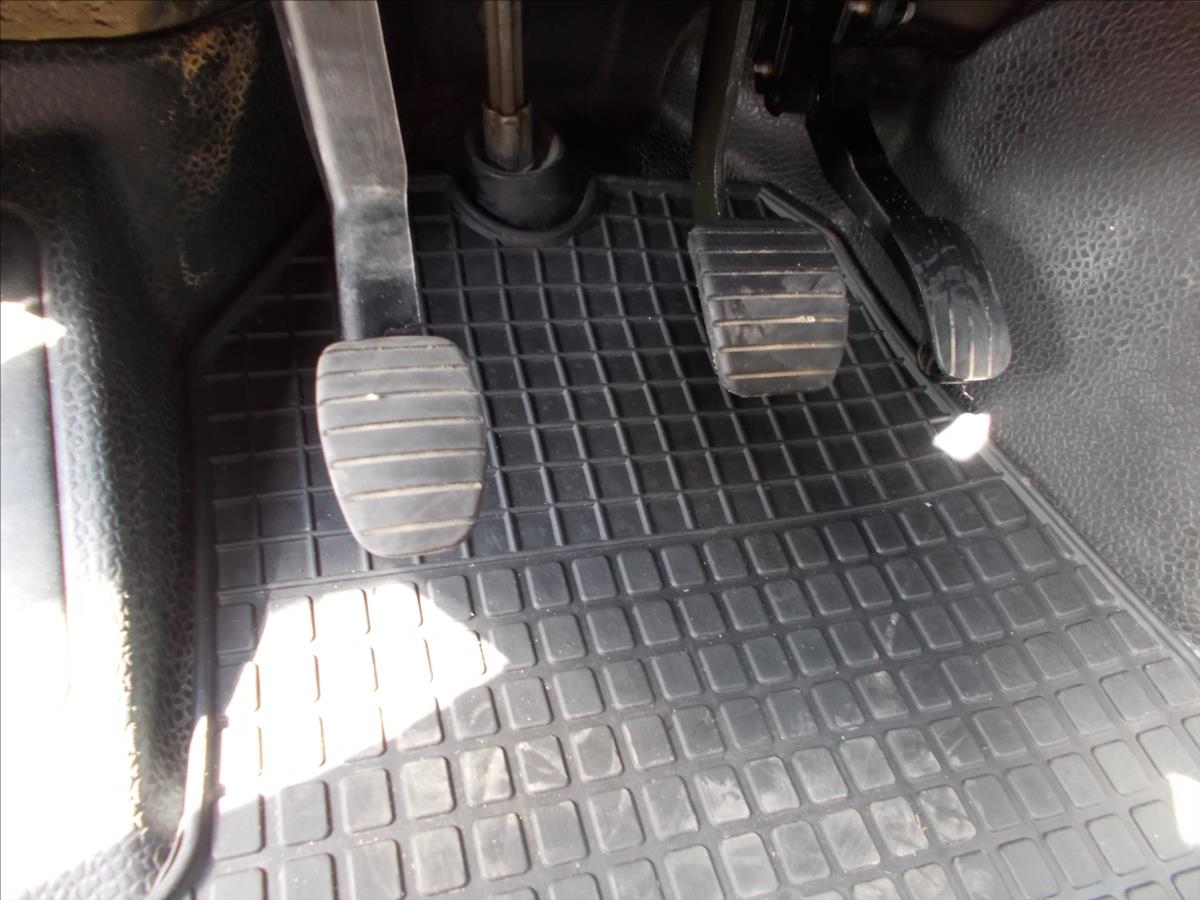 Opel Movano 2,3 CDTi L3H2 6 MÍST DPH TZ 132 kW - foto 32