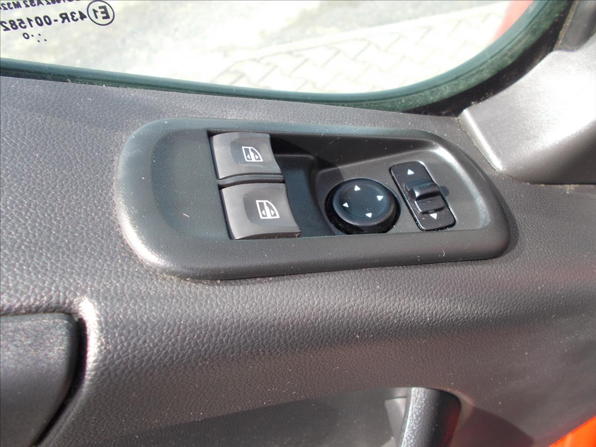 Opel Movano 2,3 CDTi L3H2 6 MÍST DPH TZ 132 kW - foto 35