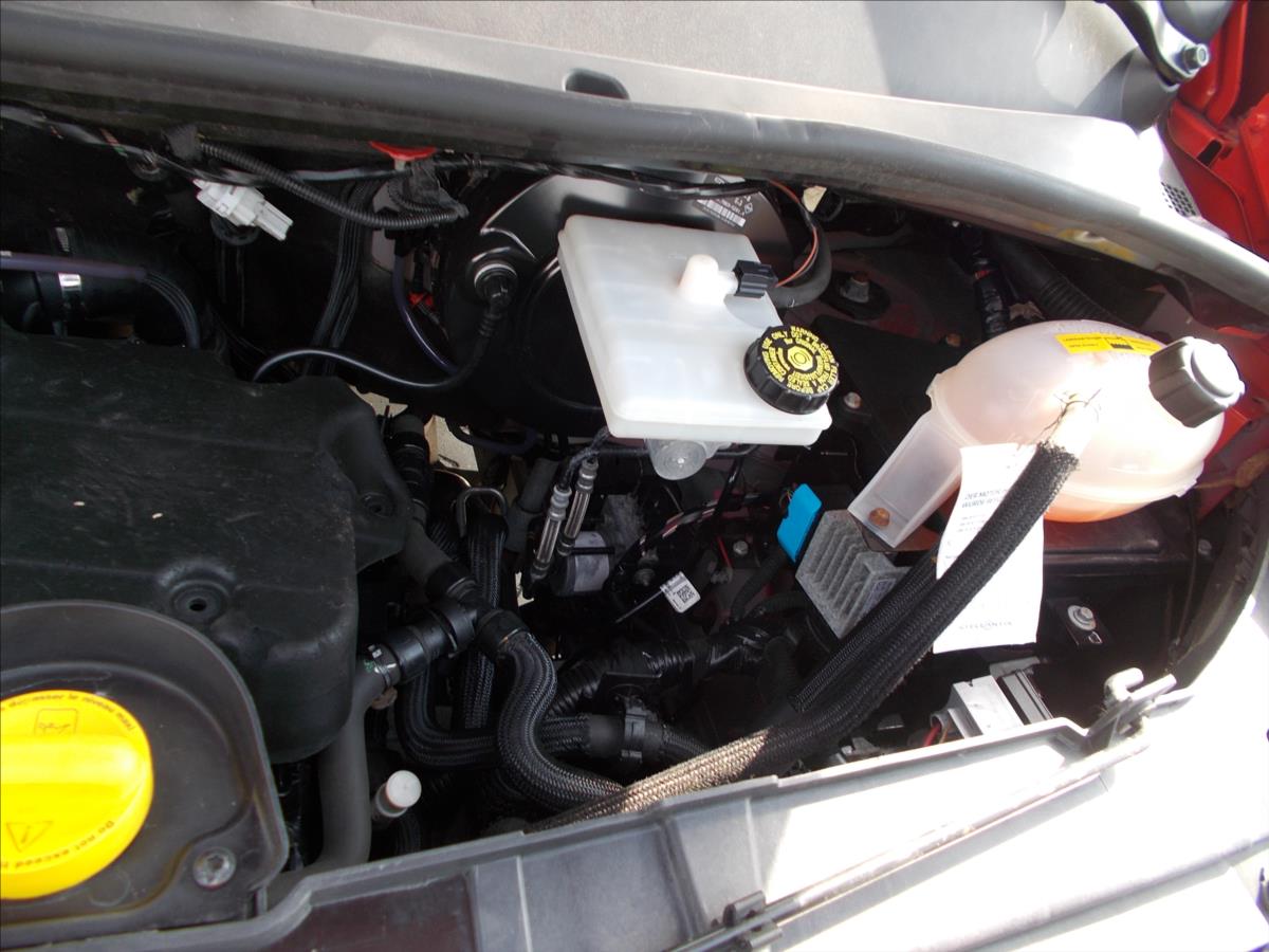 Opel Movano 2,3 CDTi L3H2 6 MÍST DPH TZ 132 kW - foto 37