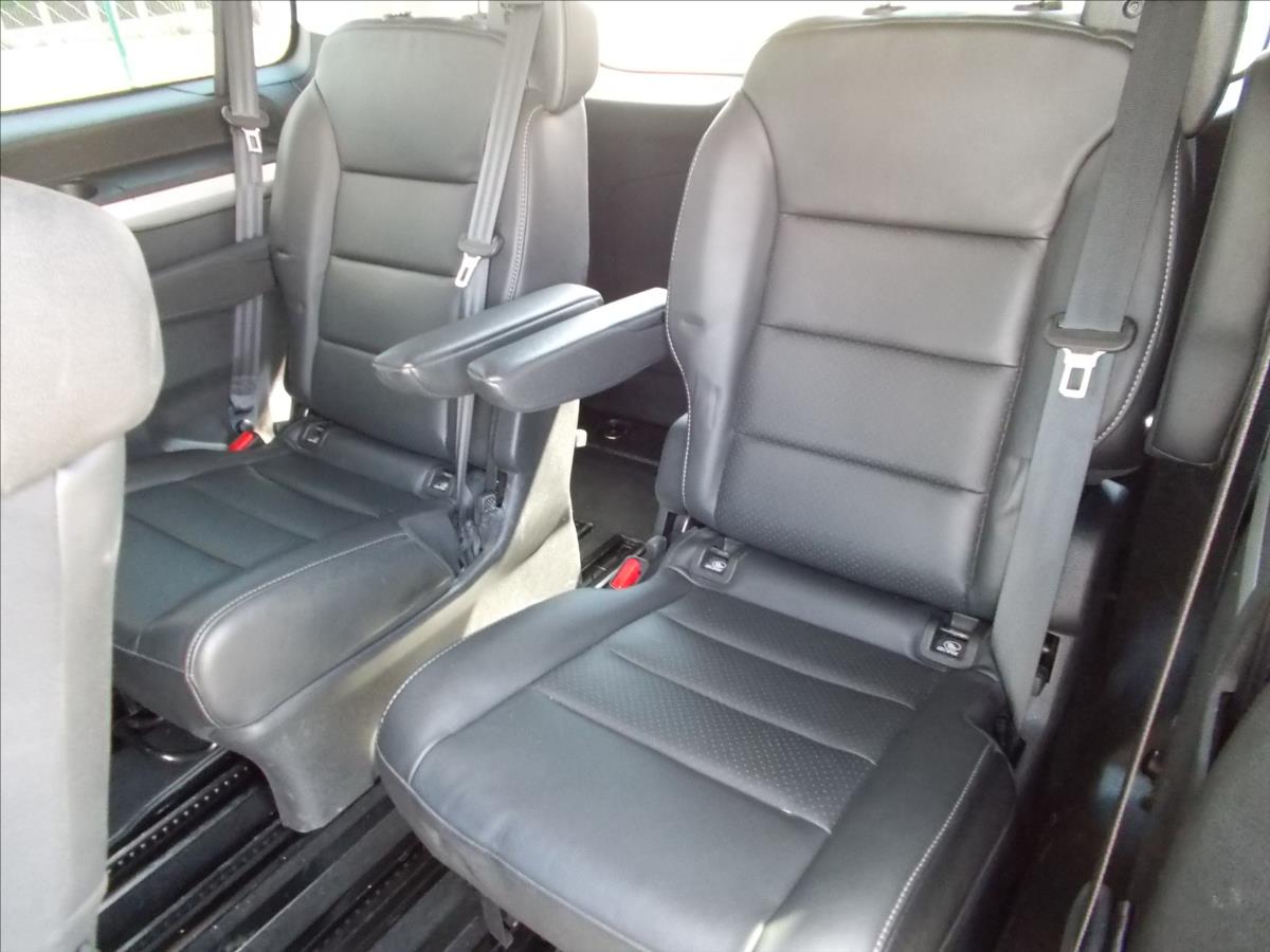 Peugeot Traveller 2,0 BlueHDi AT DPH L2 BUSSINES VIP - foto 18