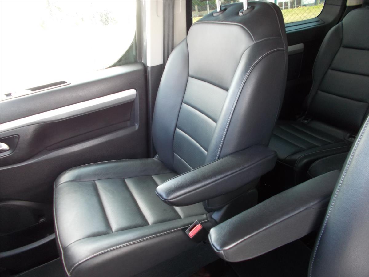 Peugeot Traveller 2,0 BlueHDi AT DPH L2 BUSSINES VIP - foto 28