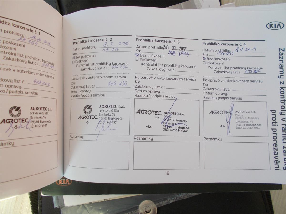 Kia Ceed 1,6 CRDi 94kW FIFA World Cup Edition - foto 27