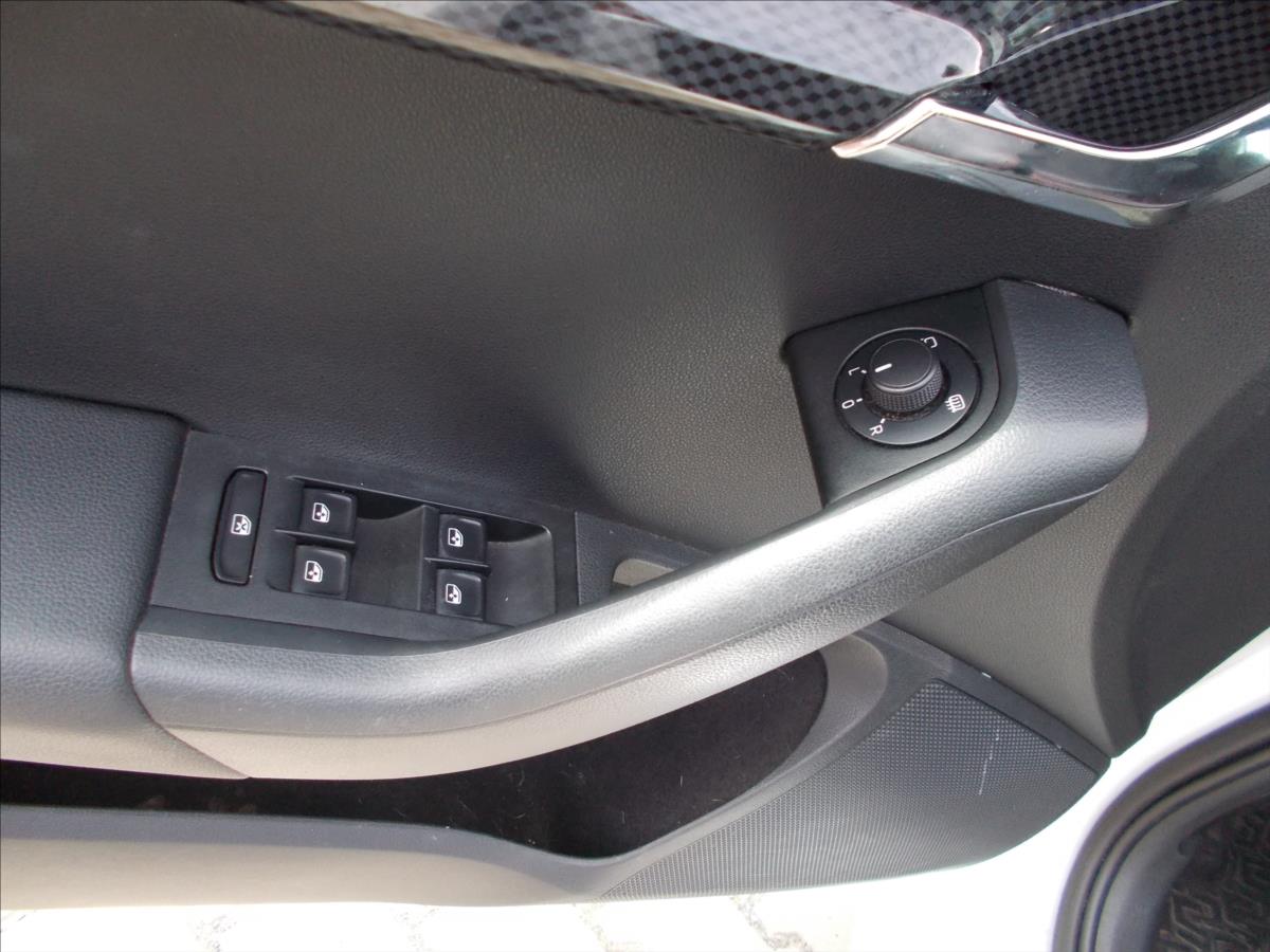 Škoda Octavia 2,0 TDI RS DSG ČR 1.MAJITEL PĚKNÉ  III - foto 28