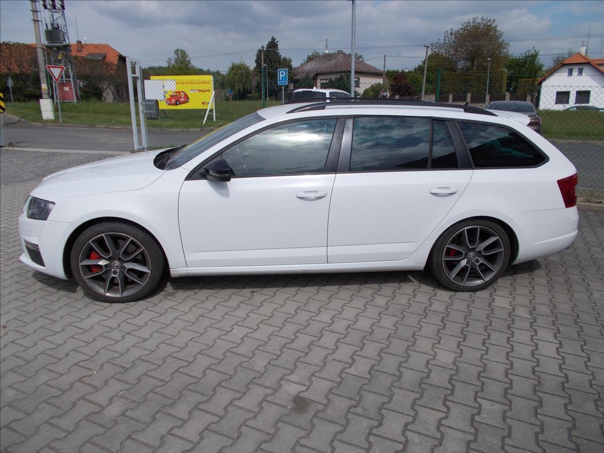 Škoda Octavia 2,0 TDI RS DSG ČR 1.MAJITEL PĚKNÉ  III - foto 4