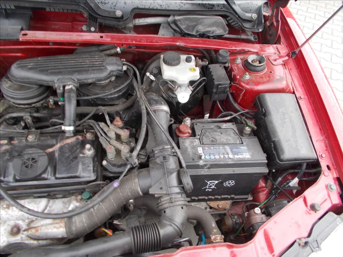 Peugeot 106 1,0 i 1.MAJITEL 100.572 KM STK 4/2027 - foto 21