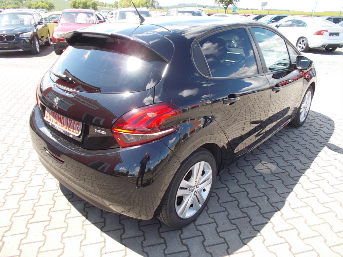 Peugeot 208 1,2 Pure Tech 60 kW NOVÉ ROZVODY 123100 KM - foto 11