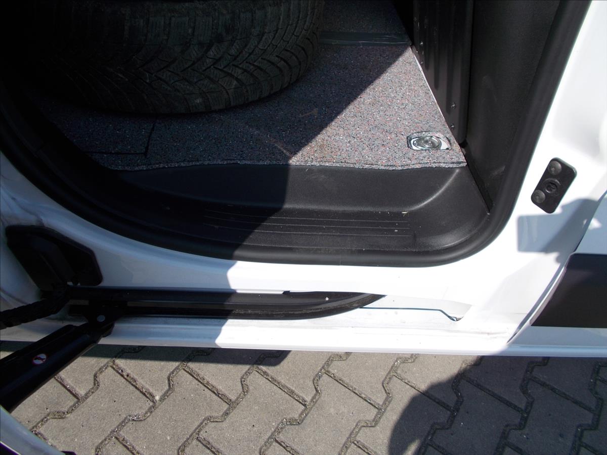 Peugeot Partner 1,5 HDI L2 DIGIKLIMA TEMPOMAT 37723 KM - foto 23