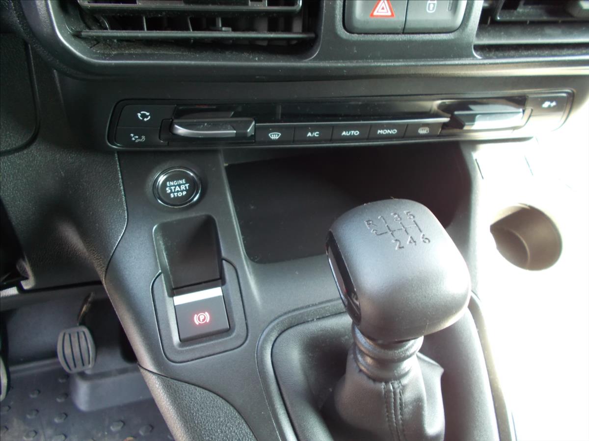 Peugeot Partner 1,5 HDI L2 DIGIKLIMA TEMPOMAT 37723 KM - foto 29