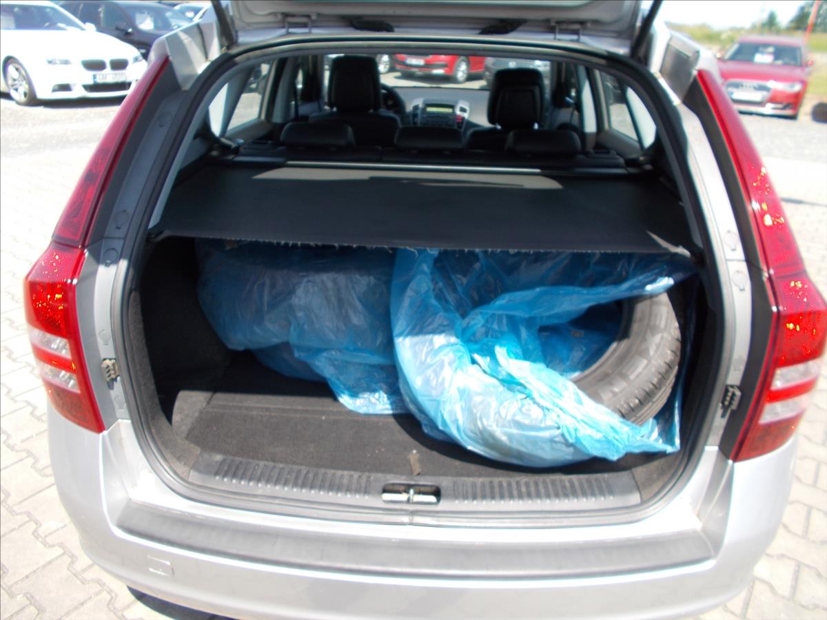 Kia Ceed 1,6 CRDi DIGIKLIMA OK NOVÁ STK - foto 12