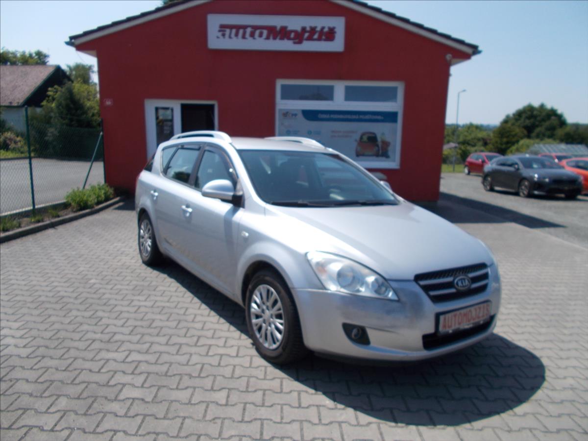 Kia Ceed 1,6 CRDi DIGIKLIMA OK NOVÁ STK