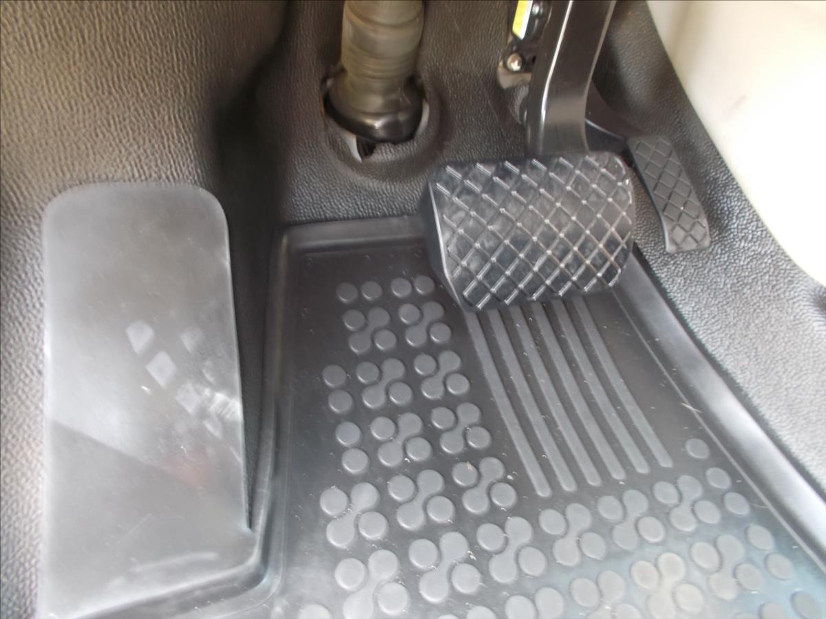 Volkswagen Transporter 2,0 TDI DSG 4x4 NOVÝ MOTOR DPH ČR PĚKNÉ  T6 - foto 25