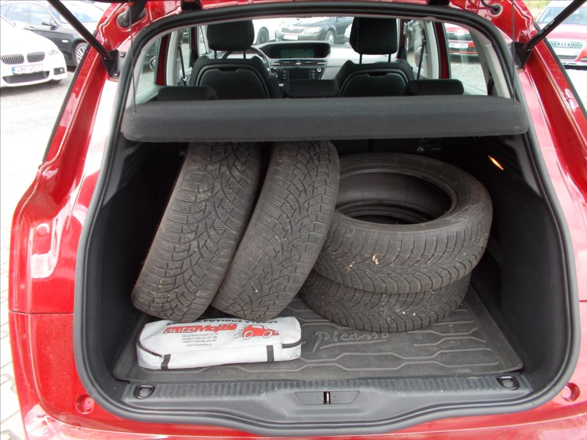 Citroën C4 Picasso 1,2 PT 81 kW DIGIKLIMA 72863 KM PĚKNÉ - foto 12