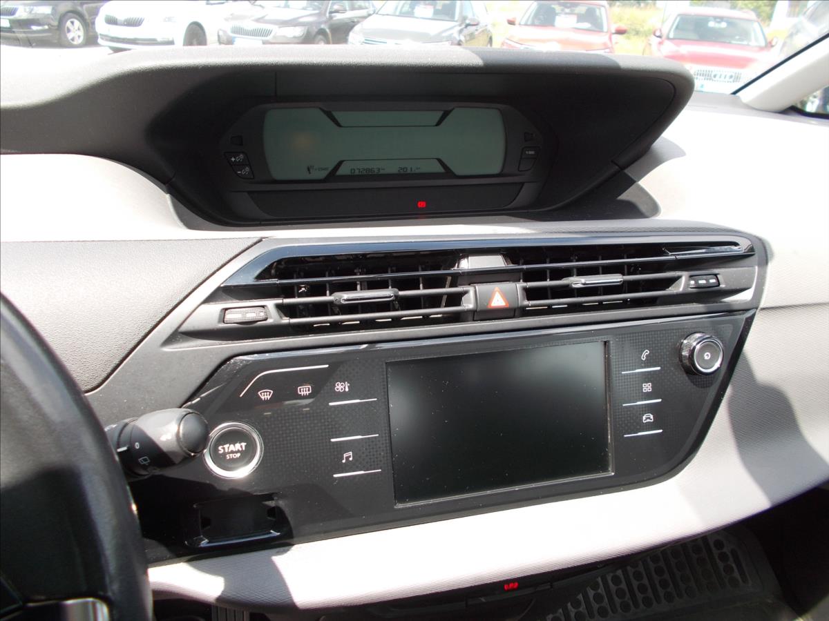 Citroën C4 Picasso 1,2 PT 81 kW DIGIKLIMA 72863 KM PĚKNÉ - foto 19