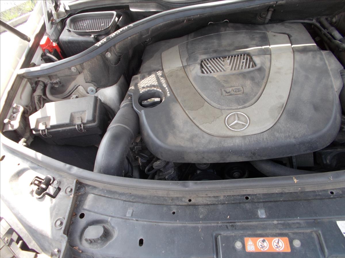 Mercedes-Benz Třídy M 3,5 V6 DPH KLIMA OK NOVÁ STK PĚKNÉ - foto 33