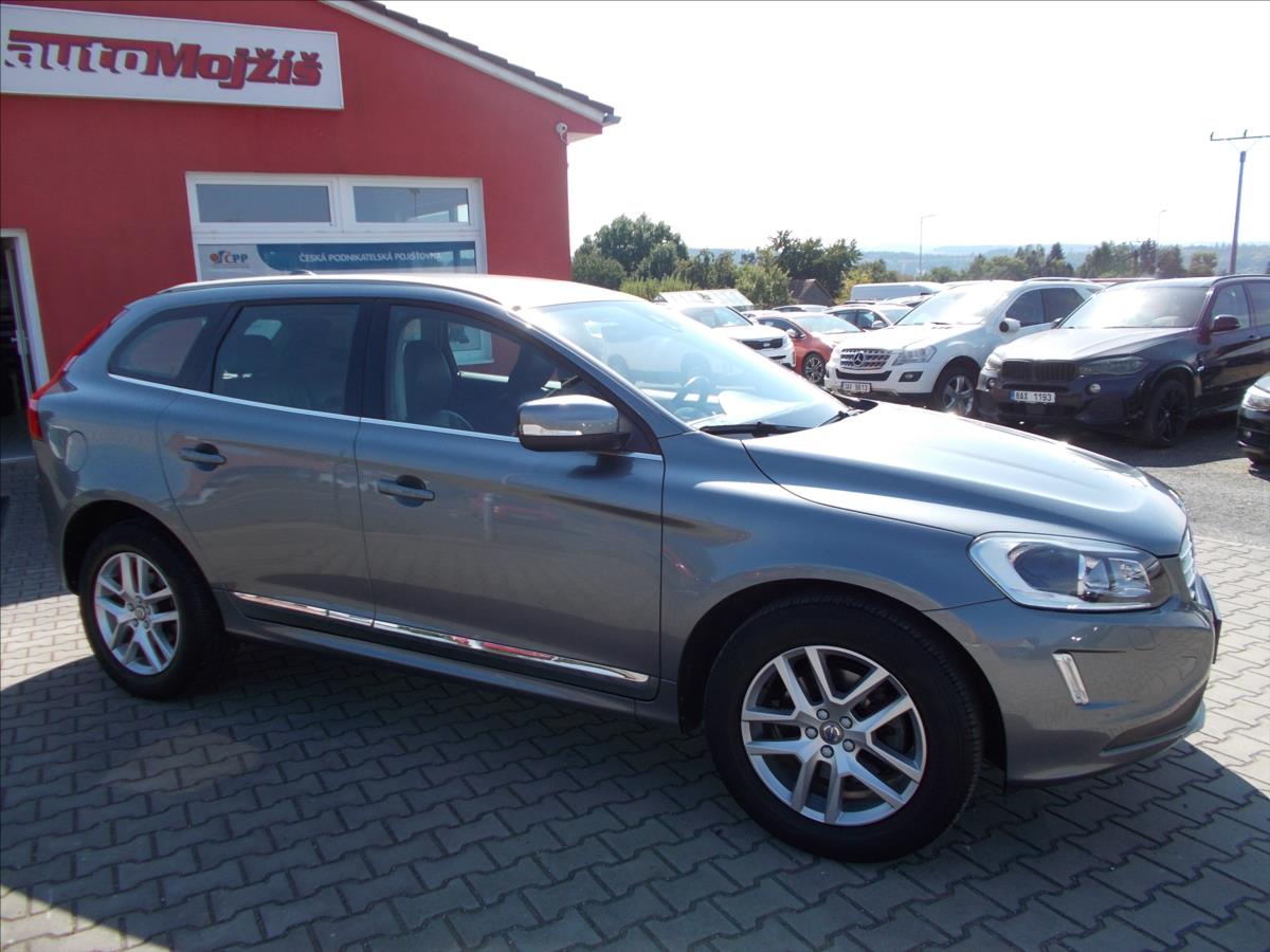 Volvo XC60 2,0 D D3 SUMMUM AT TZ KRÁSNÉ - foto 7