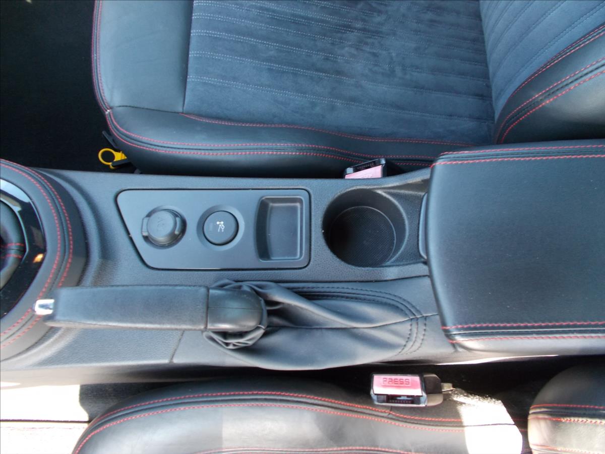 Peugeot RCZ 1,6 16V GT-LINE 147 KW KUPÉ DIGIKLIMA - foto 18