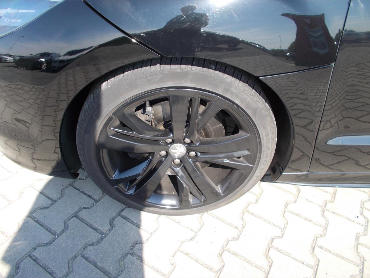 Peugeot RCZ 1,6 16V GT-LINE 147 KW KUPÉ DIGIKLIMA - foto 5