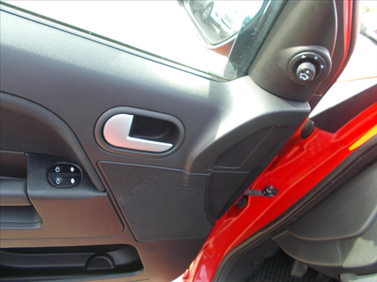 Ford Fusion 1,4 i ČR 1.MAJITEL NOVÁ STK PĚKNÉ - foto 25