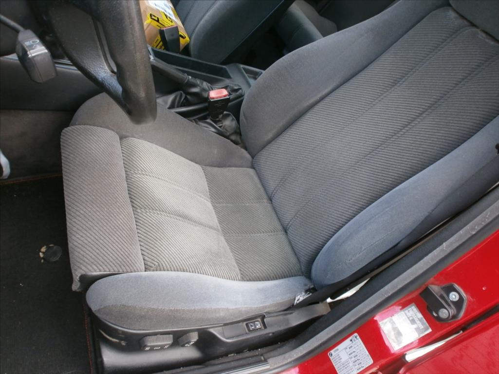 BMW Řada 5 2,5 TDS TZ ULOŽENO od roku 2012 - foto 18