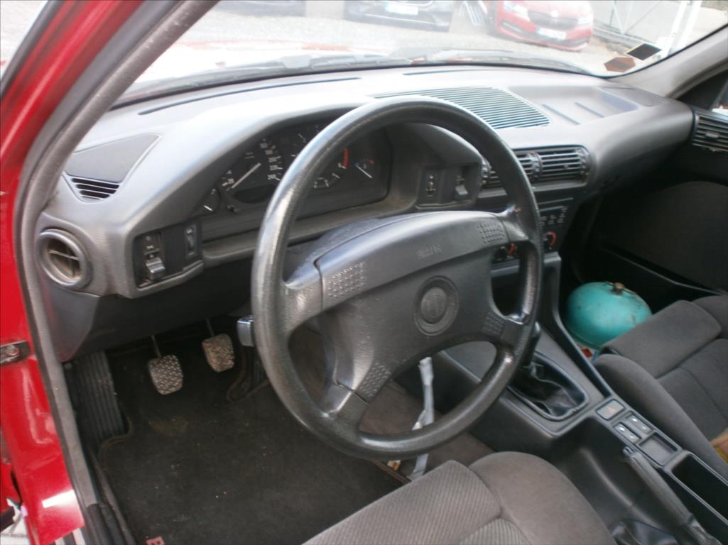 BMW Řada 5 2,5 TDS TZ ULOŽENO od roku 2012 - foto 20