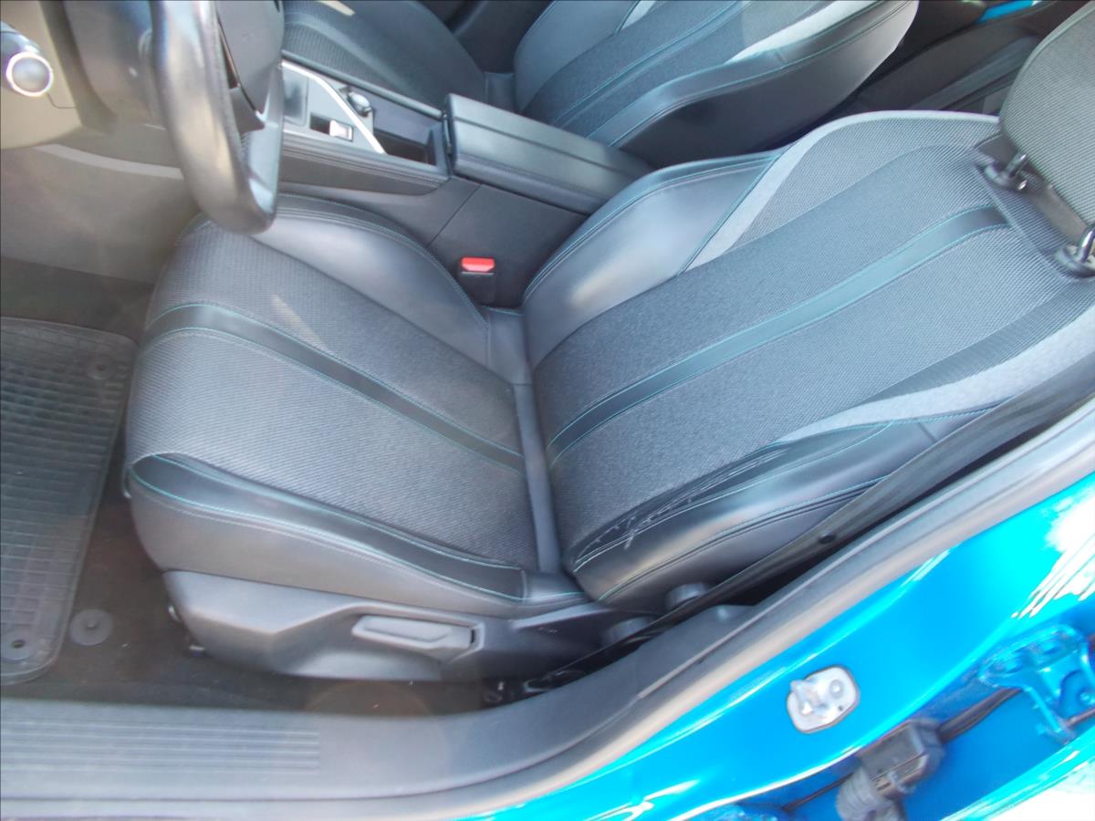 Peugeot 308 1,5 BlueHDI DPH 1.MAJITEL NEHAVAROVANÉ - foto 18