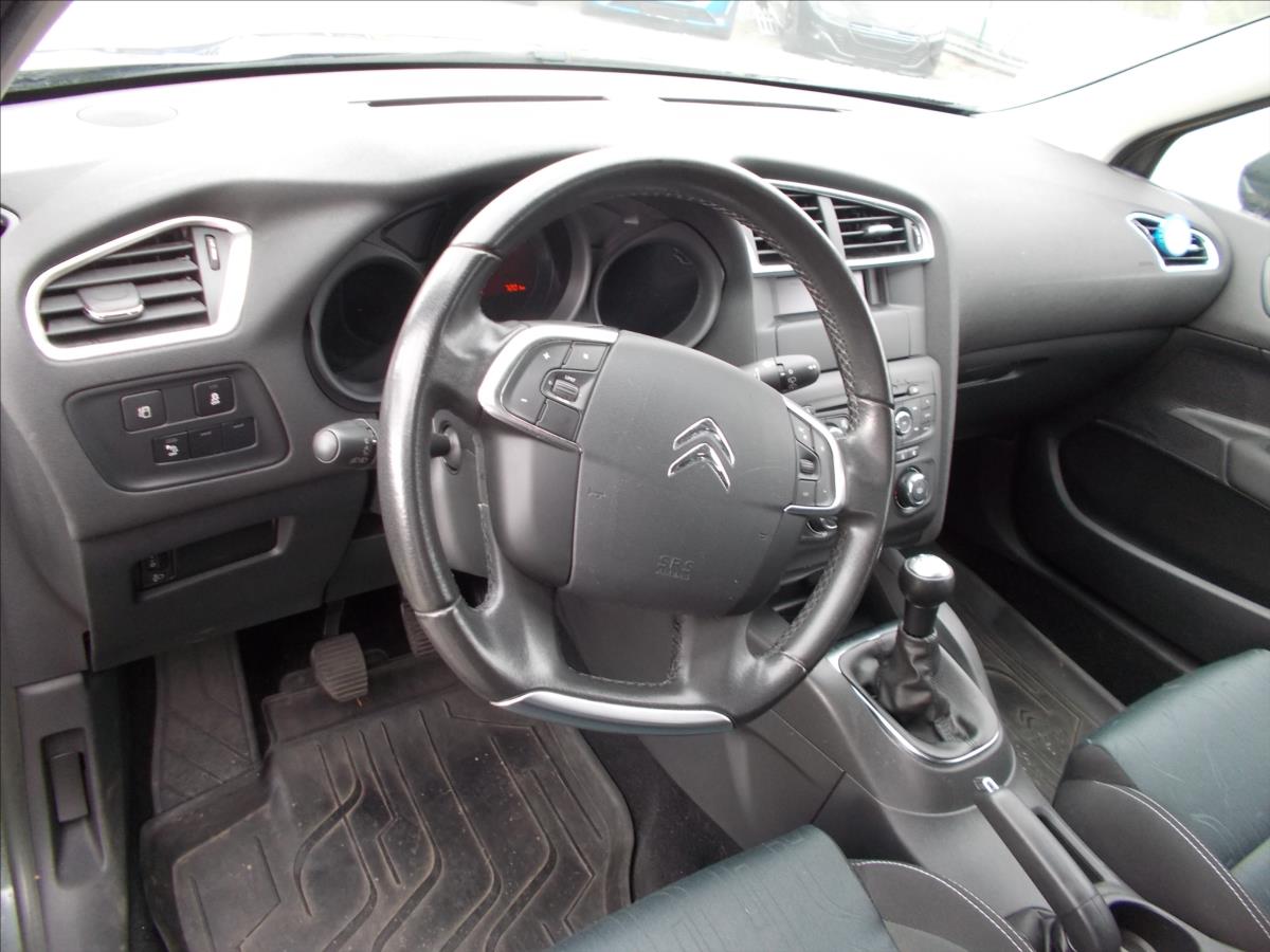 Citroën C4 1,6 16V ČR 1.MAJITELKA 46346 KM !!!!! - foto 21