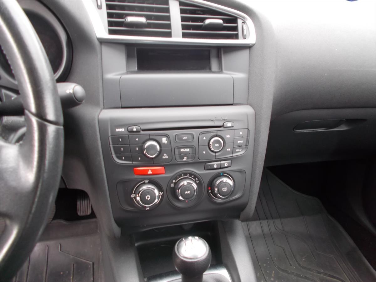 Citroën C4 1,6 16V ČR 1.MAJITELKA 46346 KM !!!!! - foto 22