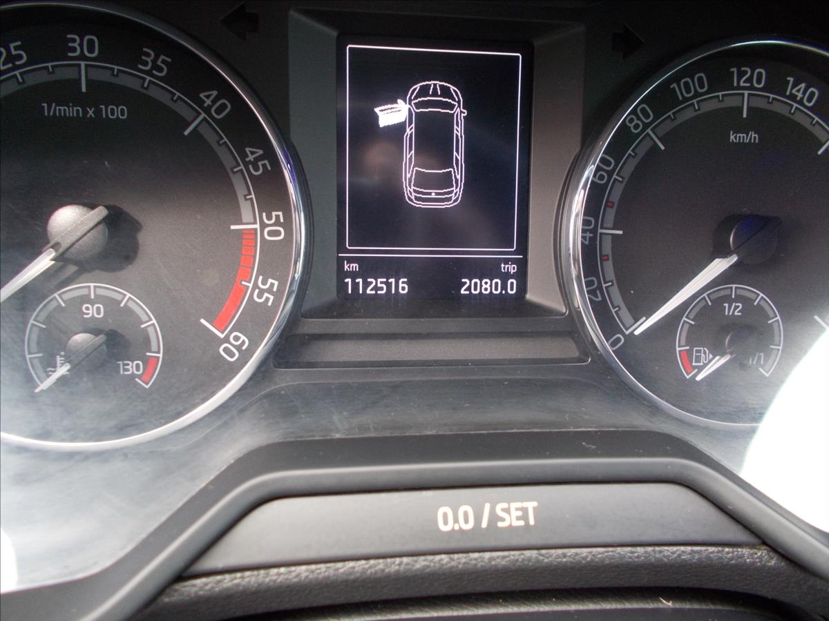 Škoda Octavia 1,6 TDI ČR 1.MAJITEL DIGIKLIMA NOVÁ STK  III - foto 22