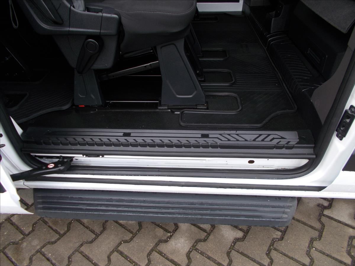 Ford Transit Custom 2,0 TDCI Blue HYBRID DPH L2 9 MÍST 128177 KM - foto 26