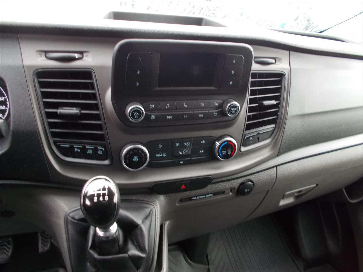 Ford Transit Custom 2,0 TDCI Blue HYBRID DPH L2 9 MÍST 128177 KM - foto 34