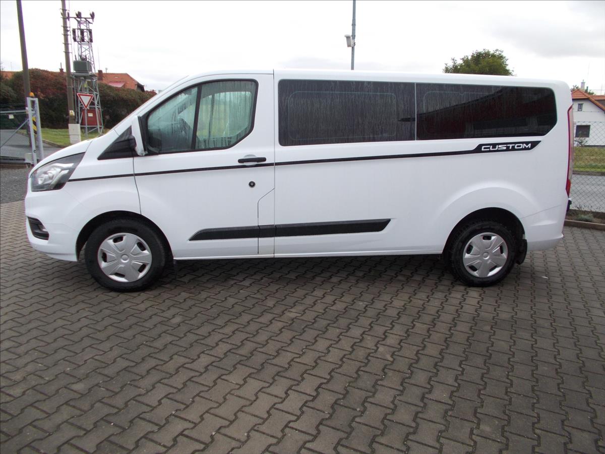 Ford Transit Custom 2,0 TDCI Blue HYBRID DPH L2 9 MÍST 128177 KM - foto 4