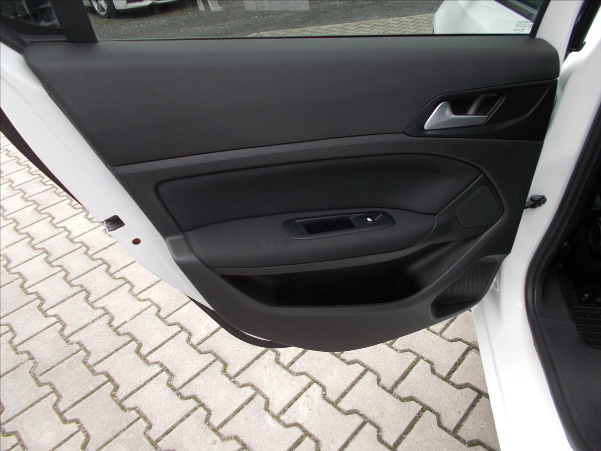 Peugeot 308 1,2 PT STYLE  81 kW NOVÁ STK PĚKNÉ - foto 17