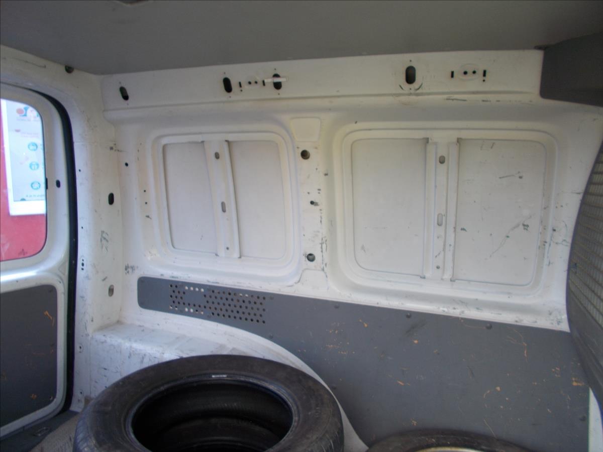 Volkswagen Caddy 2,0 TDI 51 kW KLIMA NOVÁ STK - foto 13