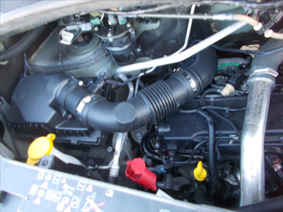 Opel Movano 2,3 BiTURBO DPH 9 MÍST KLIMA NAVI KAMERA TZ - foto 33