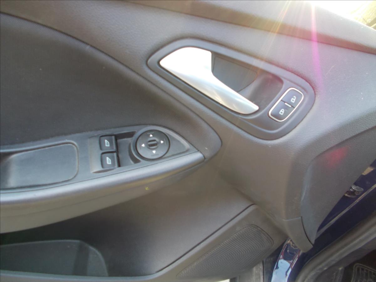 Ford Focus 1,0 EcoBoost ČR 2.MAJITEL od R. 2018 DIGIKLIMA - foto 30