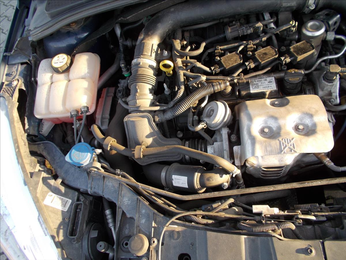 Ford Focus 1,0 EcoBoost ČR 2.MAJITEL od R. 2018 DIGIKLIMA - foto 31