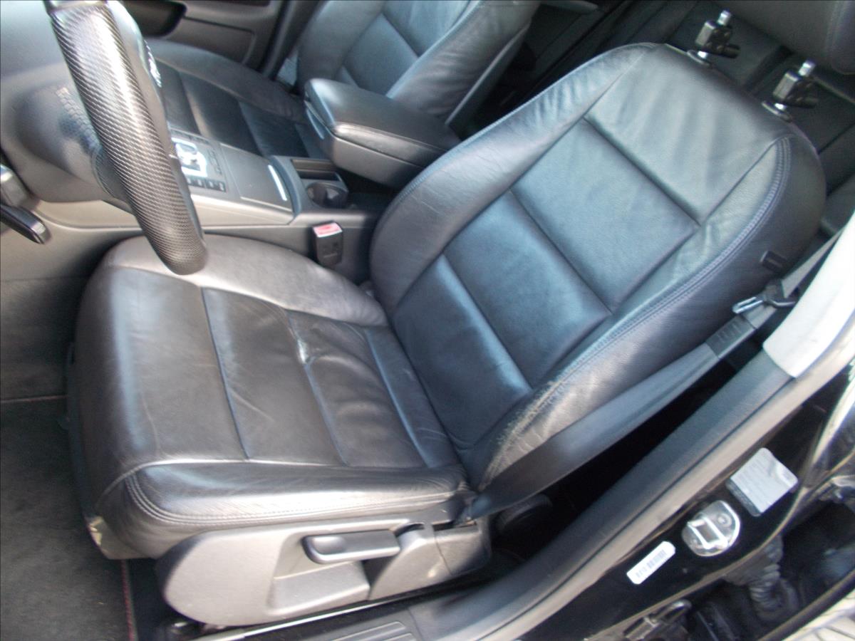 Audi A6 Avant 2,7 TDI AUT. 4x4 DIGIKLIMA NOVÁ STK - foto 20