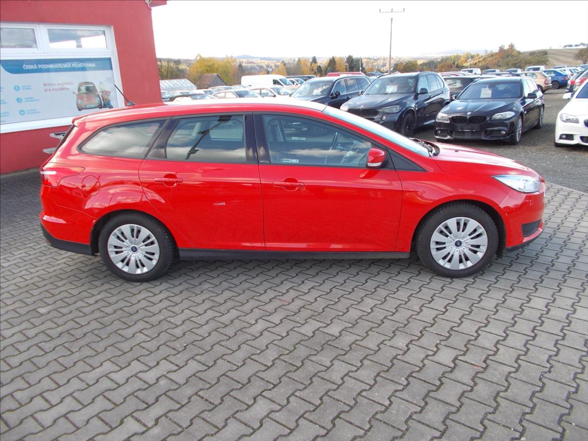 Ford Focus 1,0 EB ČR 2.majitel od R.2020 TZ KLIMA - foto 9