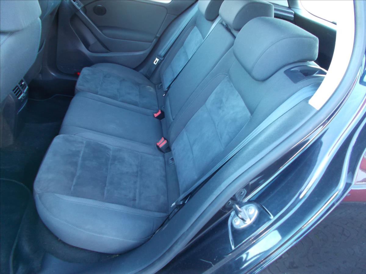 Volkswagen Golf 1,4 TSI DIGIKLIMA TEMPOMAT NOVÁ STK  VI - foto 17