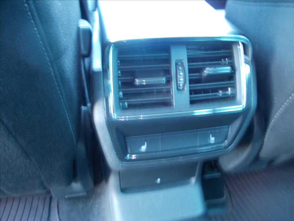 Škoda Kodiaq 2,0 TDI ČR 110 kW MANUÁL 4x4 LED NAVIGACE - foto 17