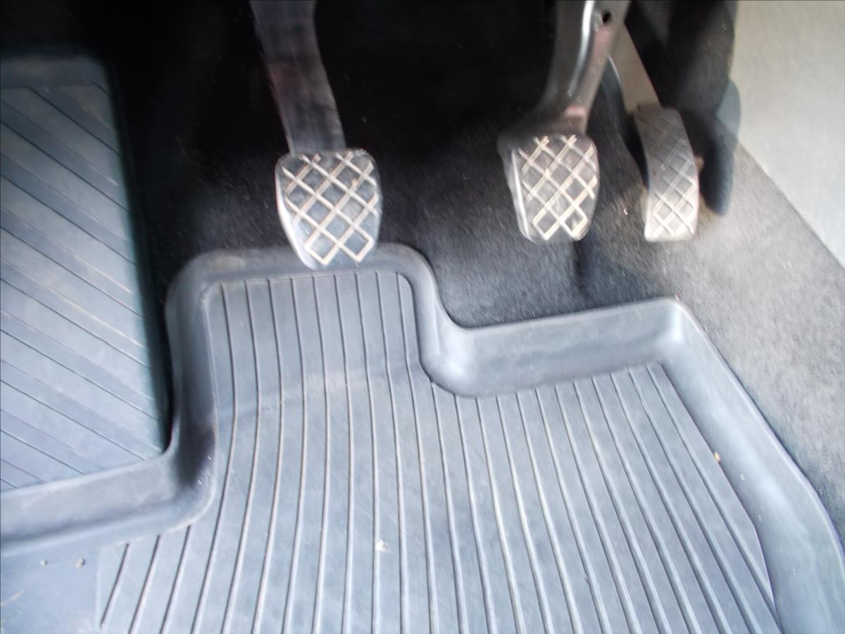 Škoda Kodiaq 2,0 TDI ČR 110 kW MANUÁL 4x4 LED NAVIGACE - foto 26