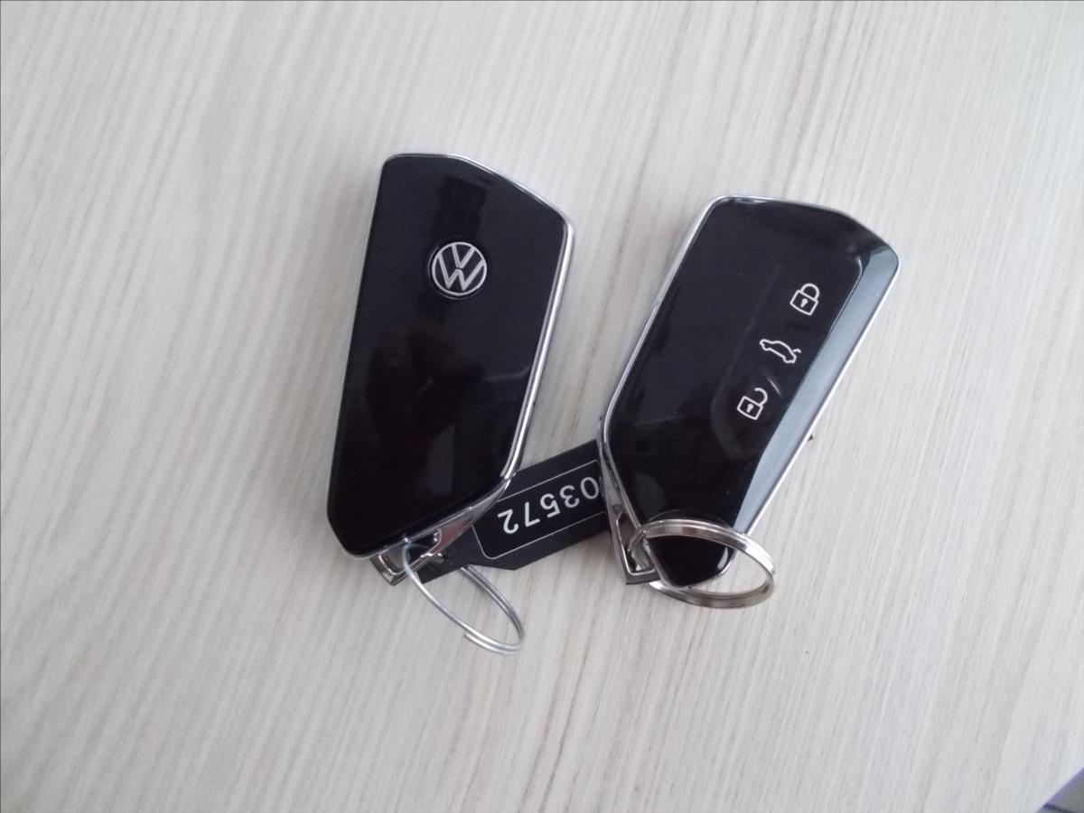 Volkswagen Golf 1,5 TSI LED ACC NAVI NOVÉ STK  VIII - foto 34