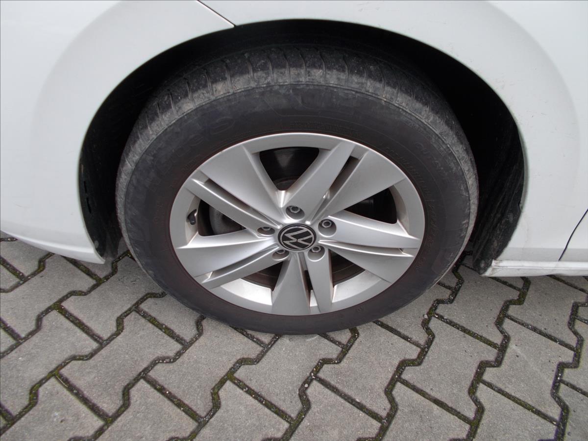 Volkswagen Golf 1,5 TSI LED ACC NAVI NOVÉ STK  VIII - foto 6